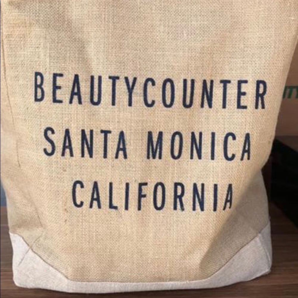 New BeautyCounter Apoli’s Bag
